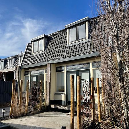 Holiday In Spakenburg Ootje Exterior photo